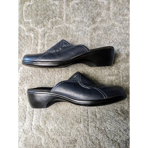 Clarks Navy Leather Slip-on Mules 84616 WOMENS SIZE 6M comfy business casual - Picture 7 of 12